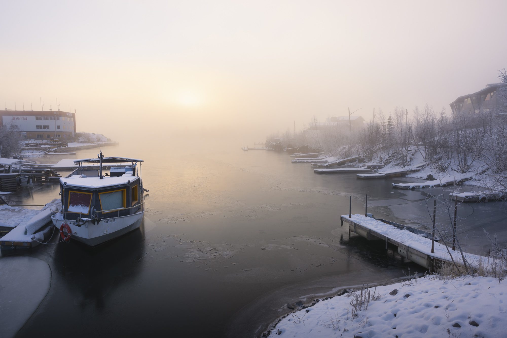 DOCKS